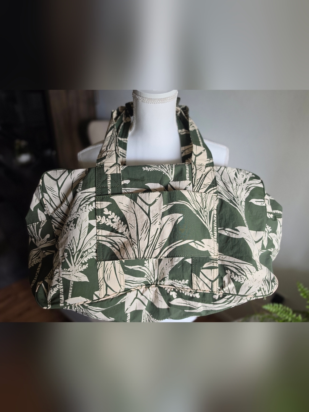 Aloha Collection Weekender Olive Ti Leaf NWOT - Picture 4 of 11